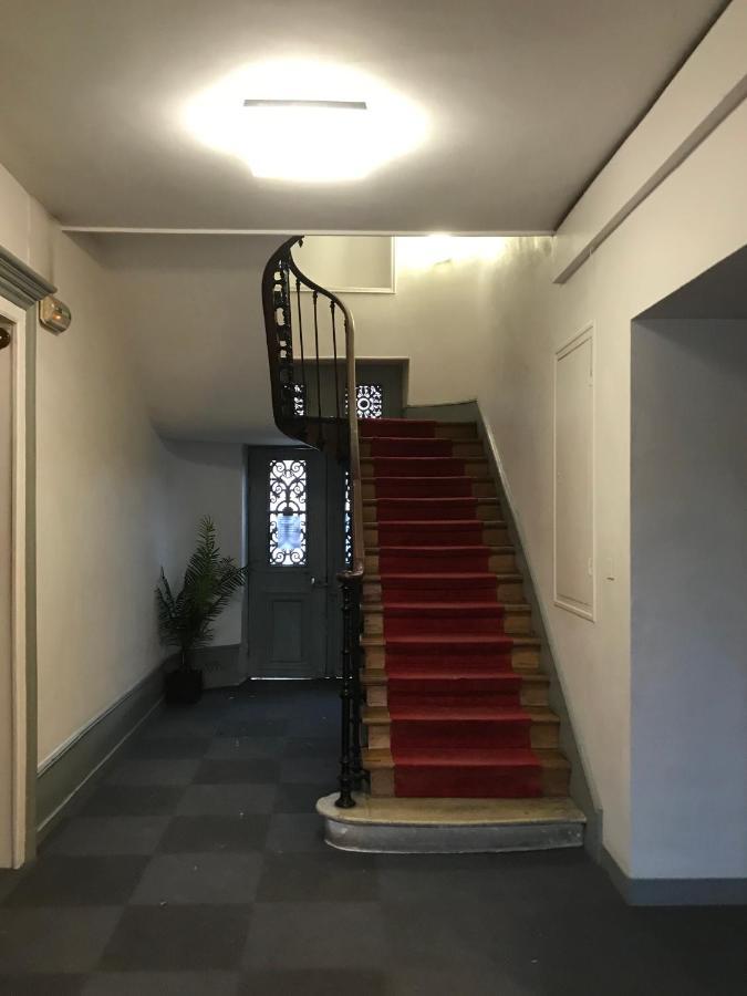 דירות Charme Plein Coeur Auxerre - Parking Prive מראה חיצוני תמונה